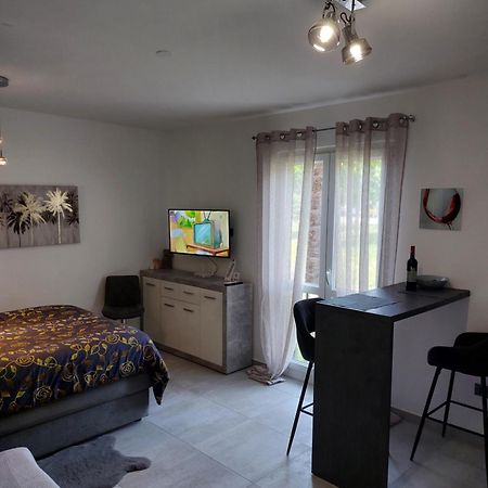 Stefan 1 Apartment Умаг Екстериор снимка